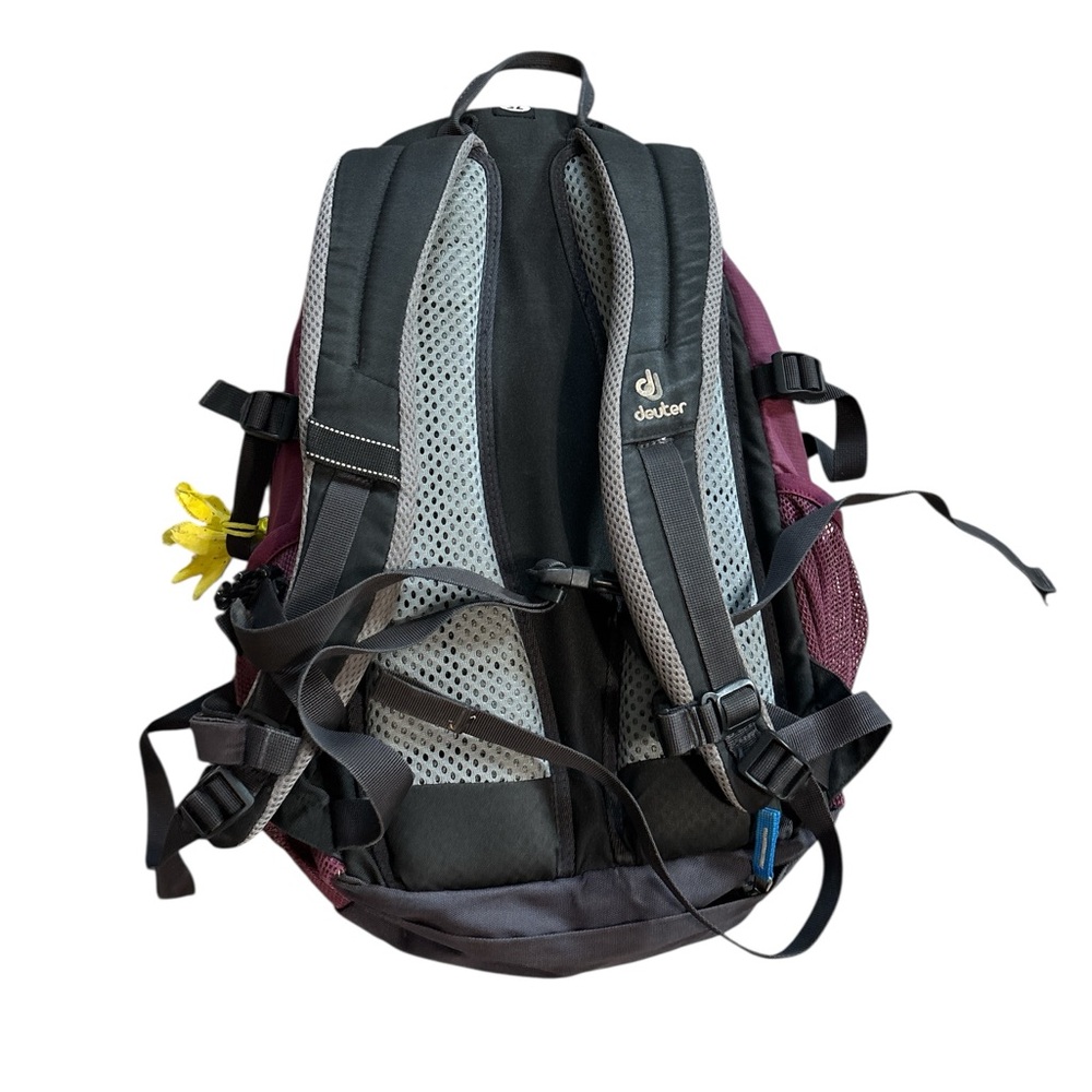 Deuter Navajo 23 SL Purple/Burgundy Hiking Backpack with Rain Cover - Picture 9 of 12